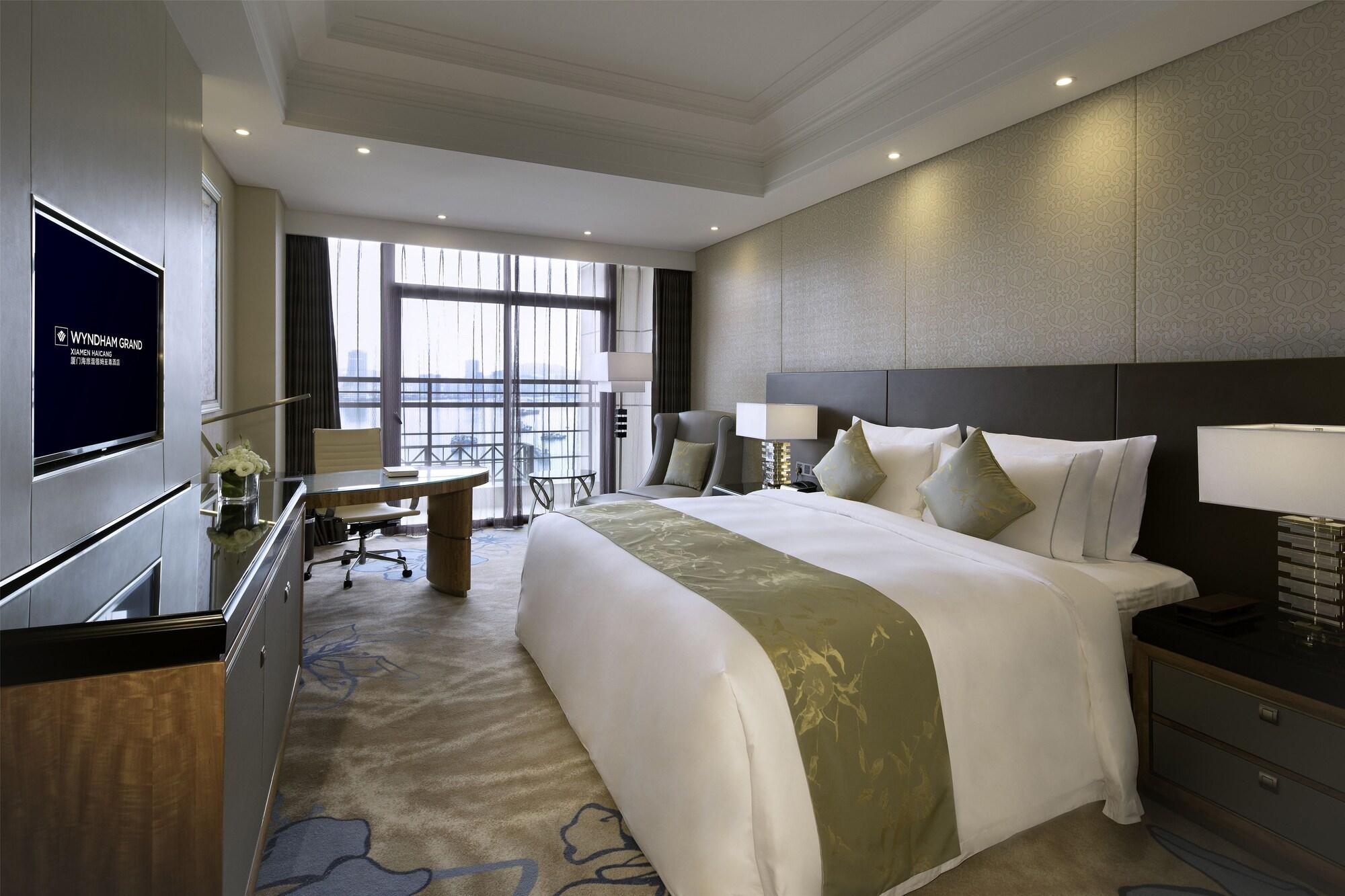 Wyndham Grand Xiamen Haicang Exterior foto